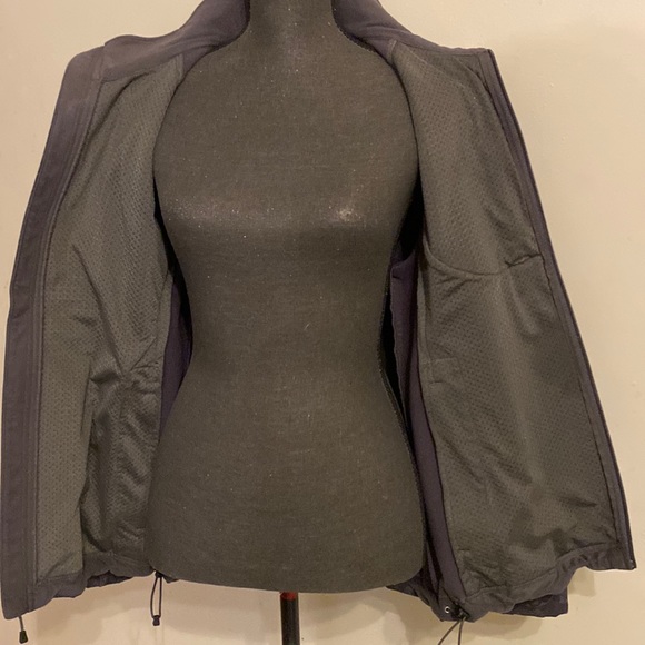 The North Face women’s  floral soft shell jacket  XL - Picture 12 of 16